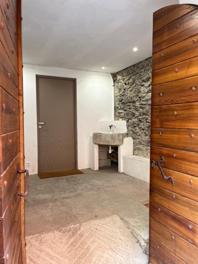 Maison De Village La Brigue Extérieur photo